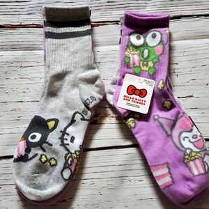 🆕️ SANRIO HELLO KITTY AND FRIENDS MID-CREW SOCKS 💜